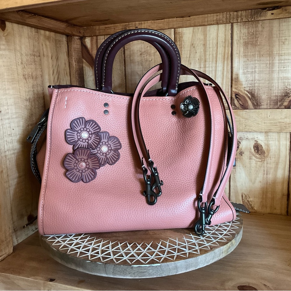 SOLD on Mercari. 1941 Coach Rogue 30 w tea roses. Melon color w oxblood trim